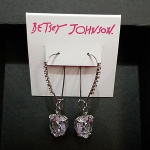 RARE Betsey Johnson Skull-Heart cubic zirconia
